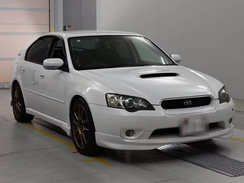 SUBARU LEGACY B4