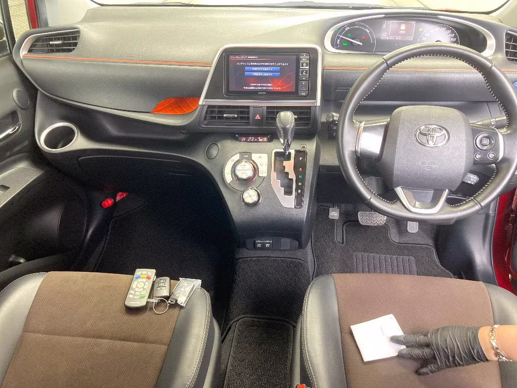 TOYOTA SIENTA