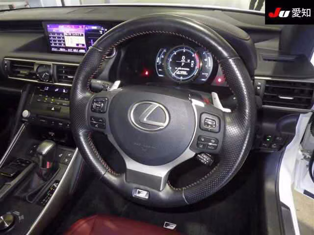 LEXUS IS300H