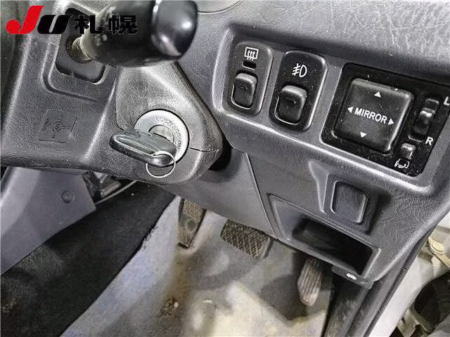 DAIHATSU TERIOS KID