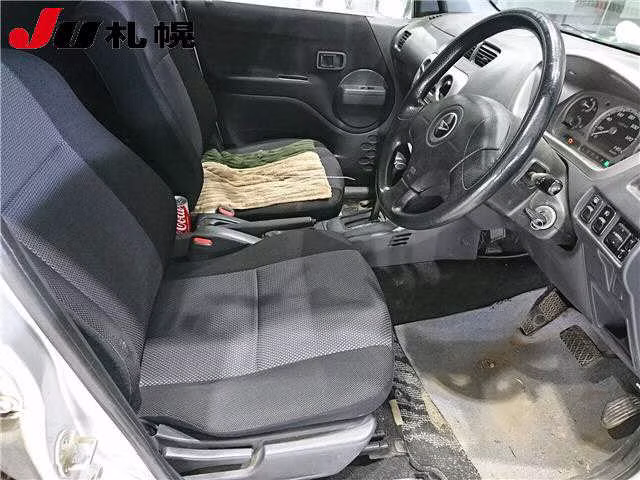 DAIHATSU TERIOS KID