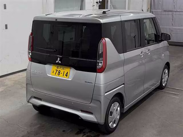 MITSUBISHI EK SPACE