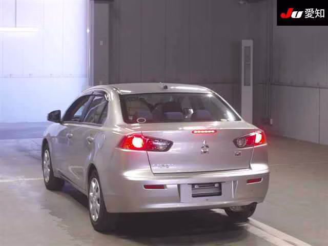 MITSUBISHI GALANT FORTIS