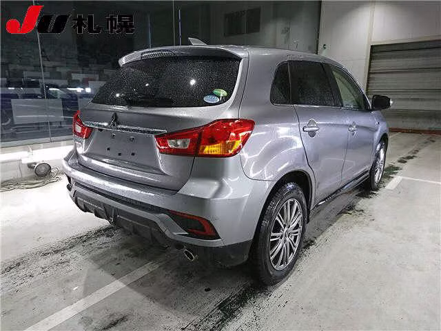 MITSUBISHI RVR