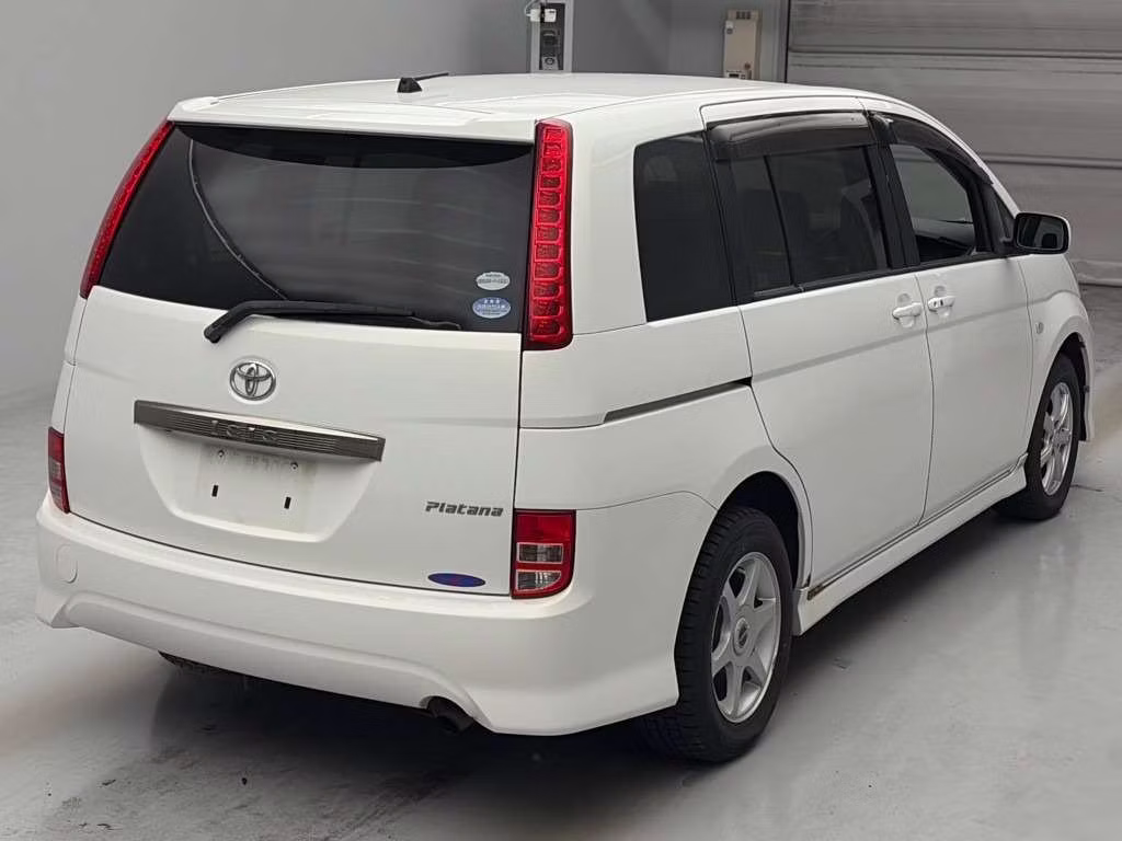TOYOTA ISIS