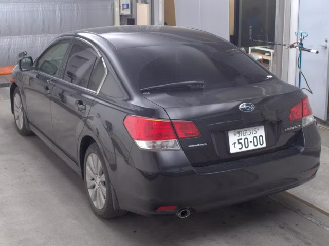 SUBARU LEGACY B4