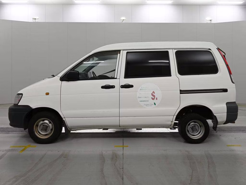 TOYOTA LITE ACE