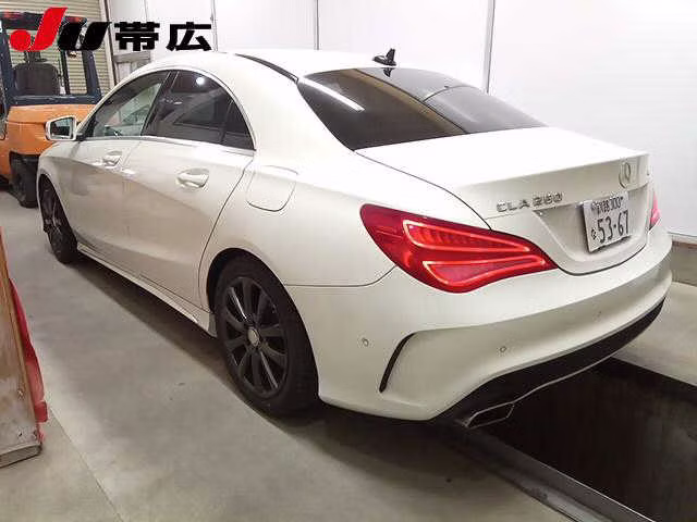 MERCEDES-BENZ CLA-CLASS