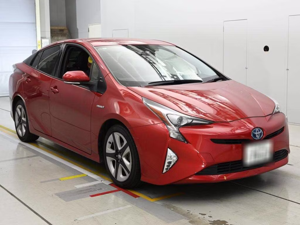 TOYOTA PRIUS