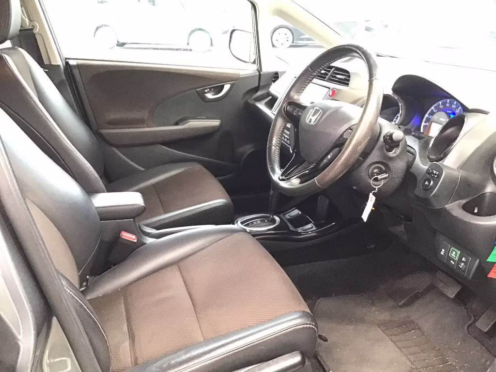 HONDA FIT SHUTTLE