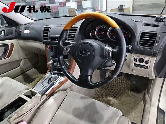 SUBARU LEGACY