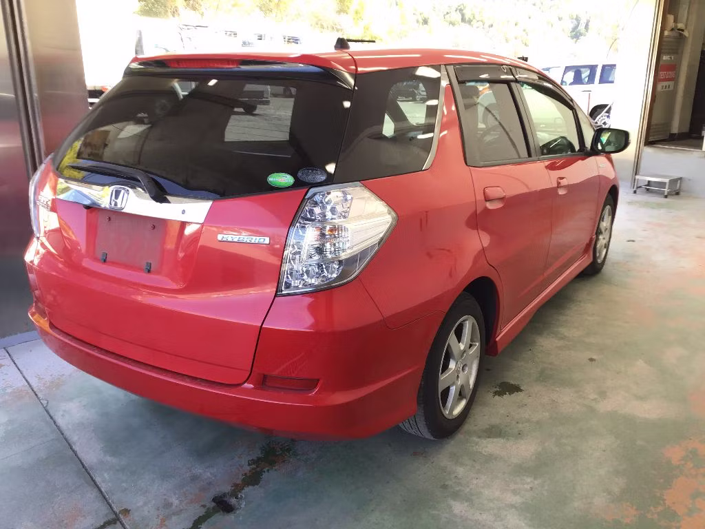 HONDA FIT SHUTTLE