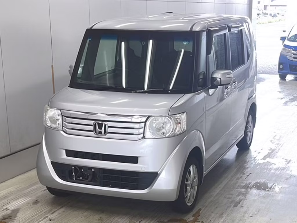 HONDA N-BOX