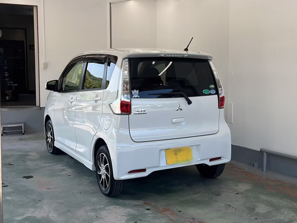 MITSUBISHI EK CUSTOM