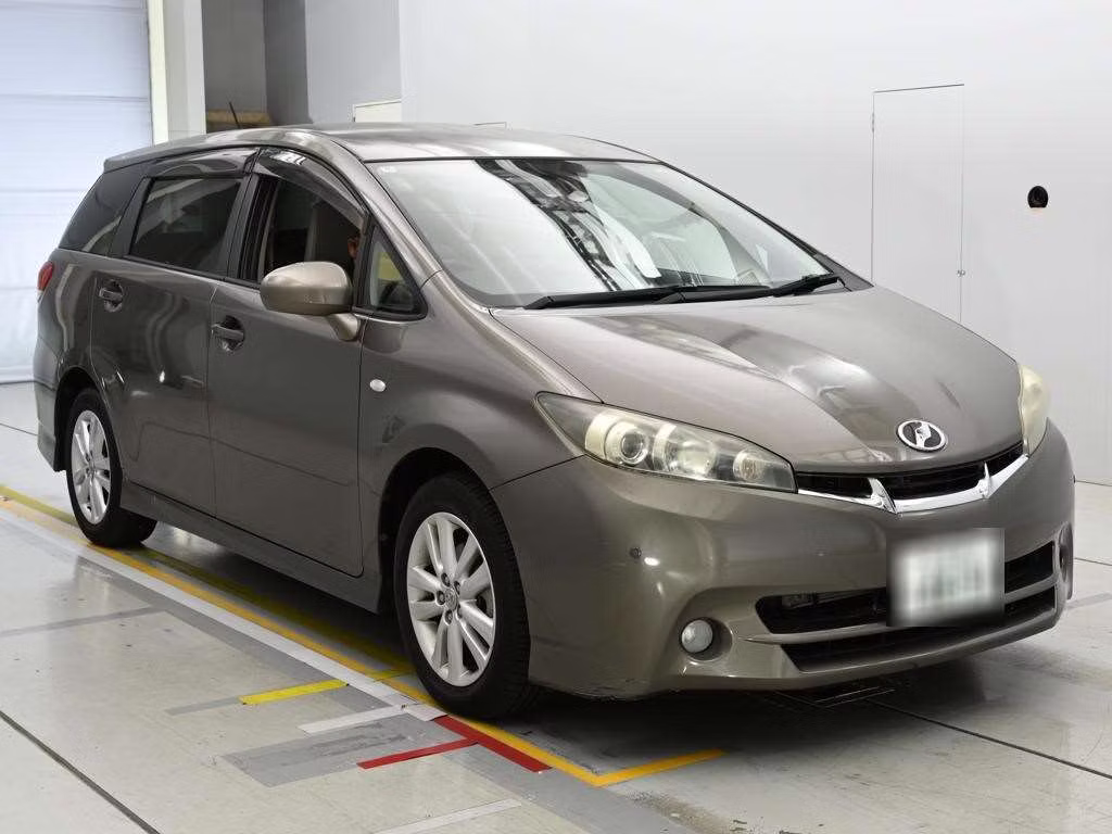 TOYOTA WISH