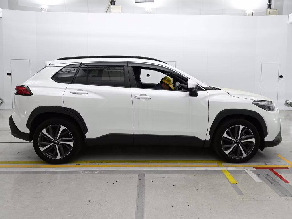 TOYOTA COROLLA CROSS