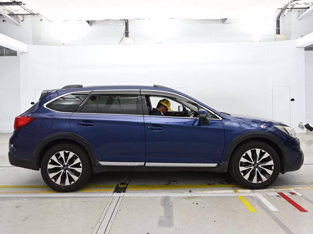 SUBARU OUTBACK