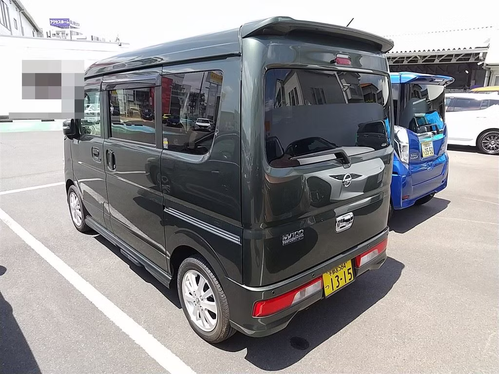 NISSAN NV100 CLIPPER
