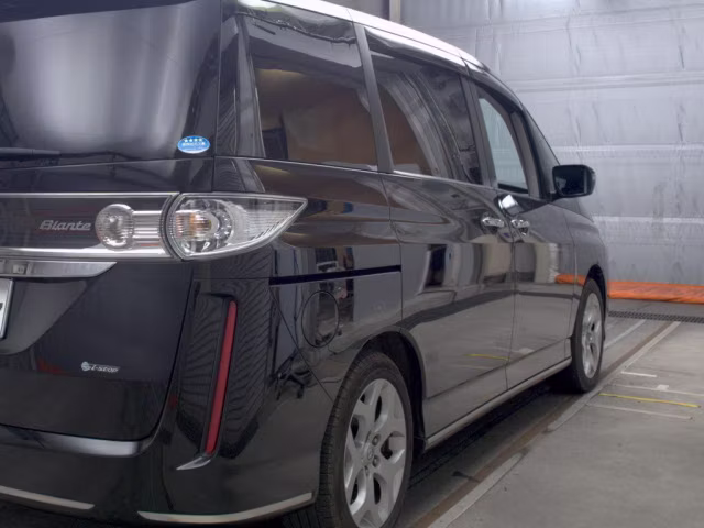 MAZDA BIANTE