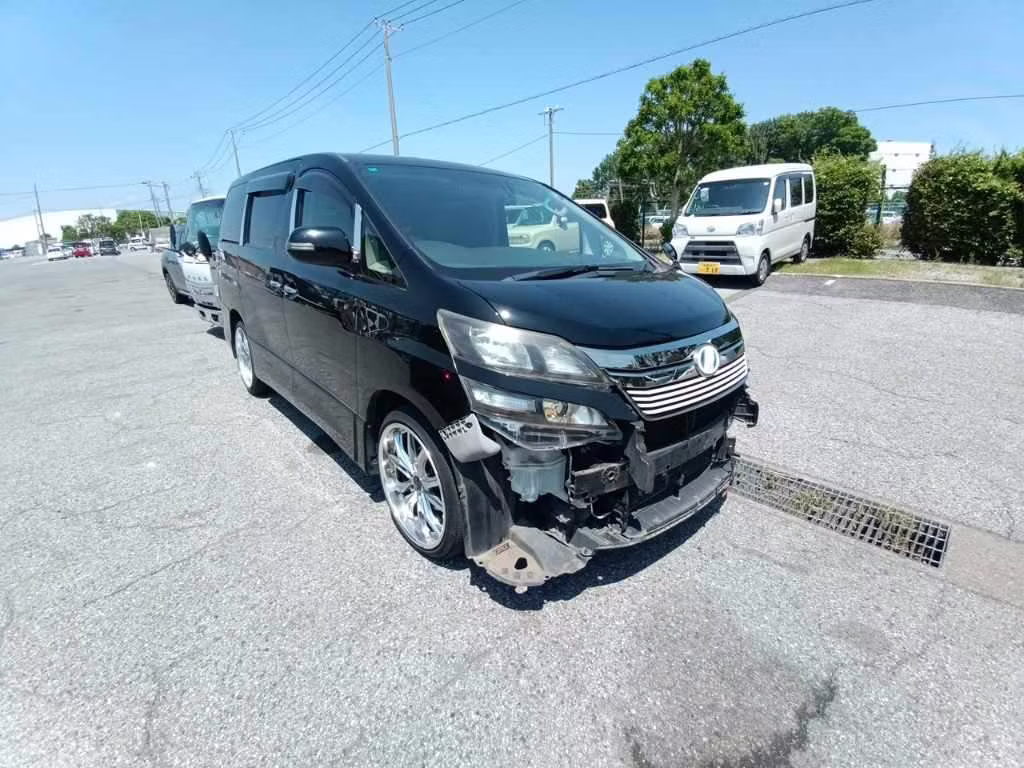 TOYOTA VELLFIRE