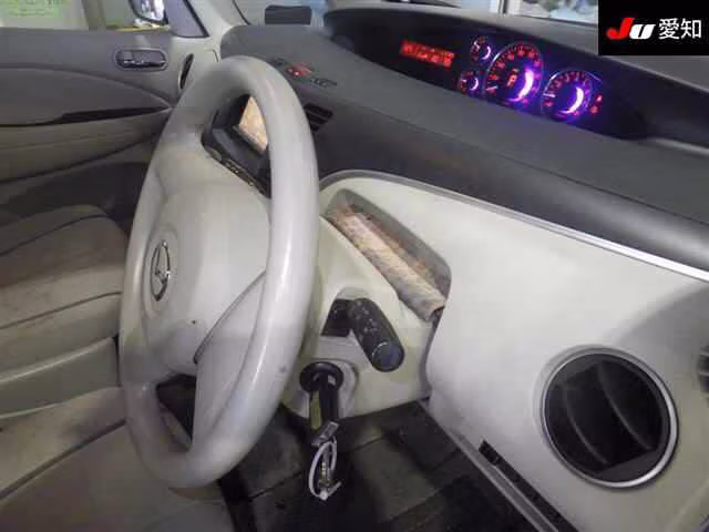 MAZDA BIANTE