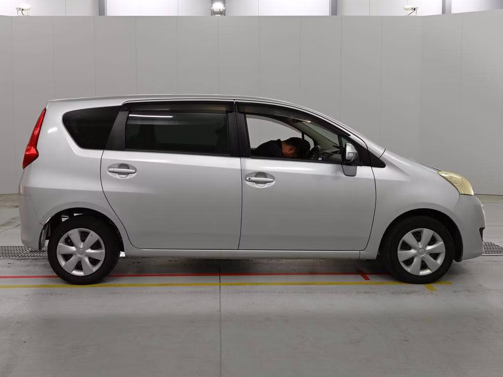 TOYOTA PASSO SETTE