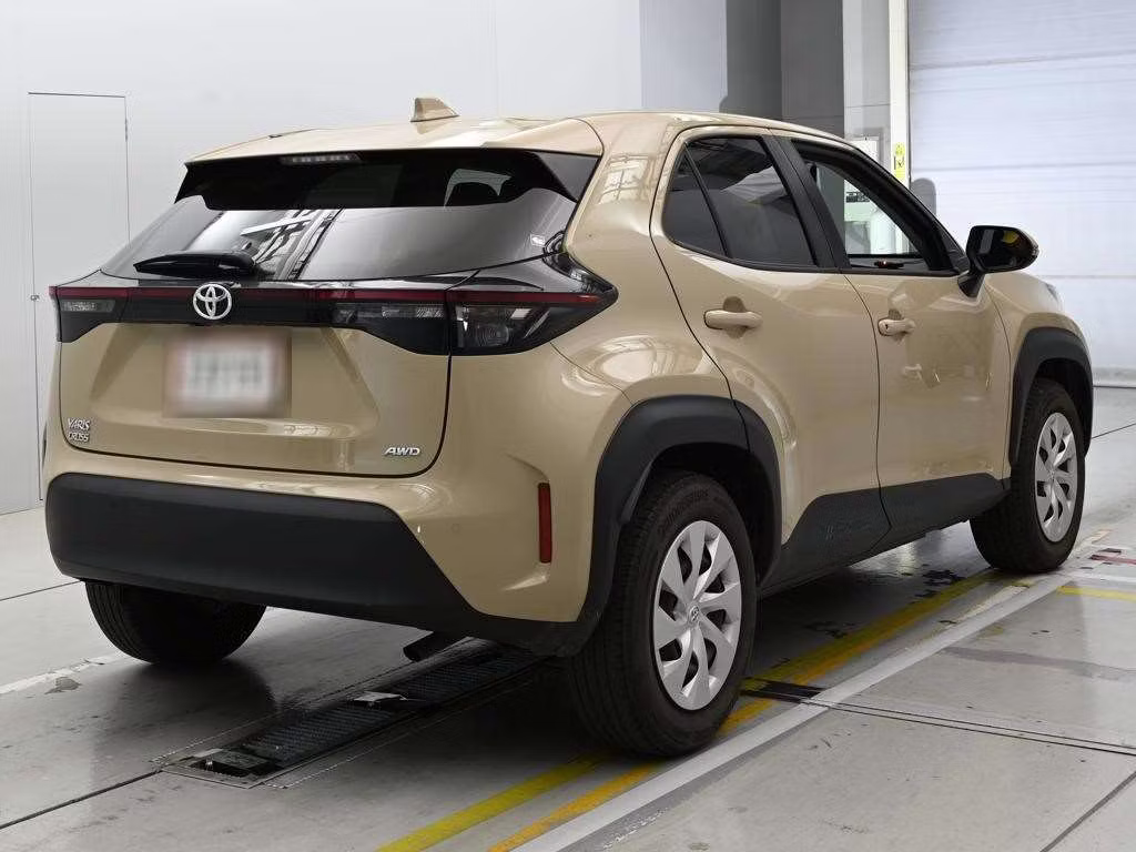 TOYOTA YARIS CROSS