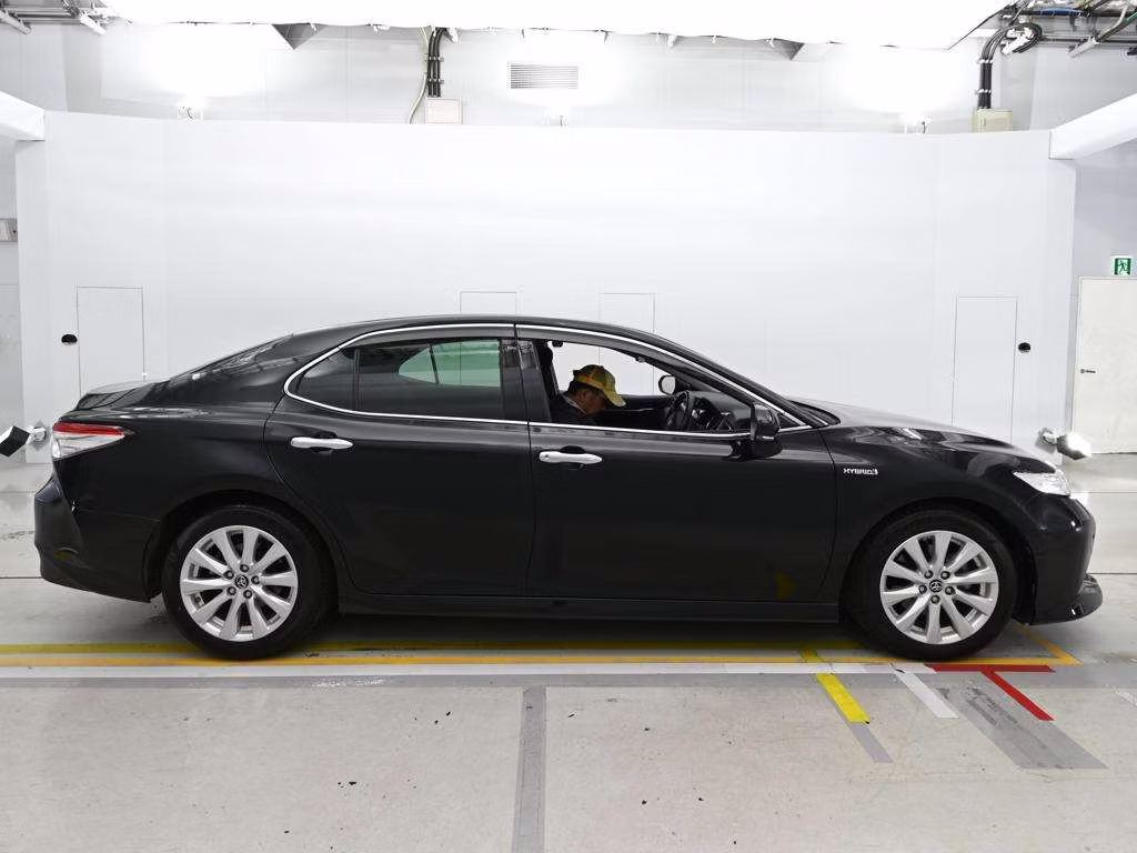 TOYOTA CAMRY