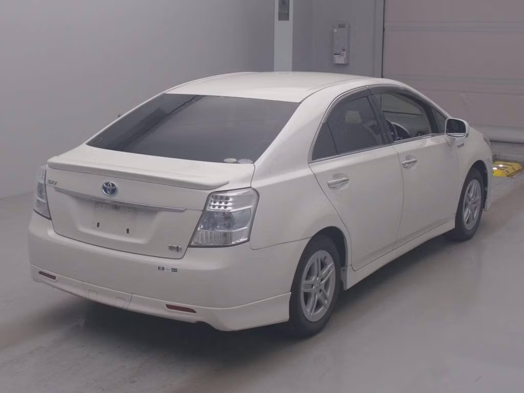 TOYOTA SAI
