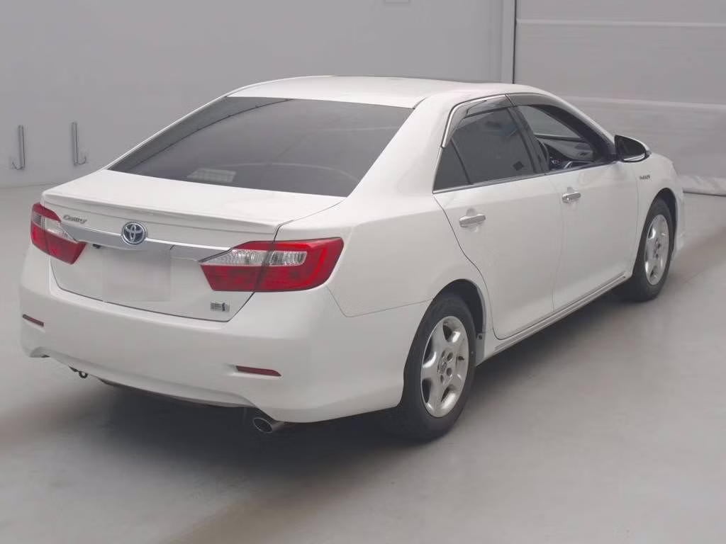 TOYOTA CAMRY