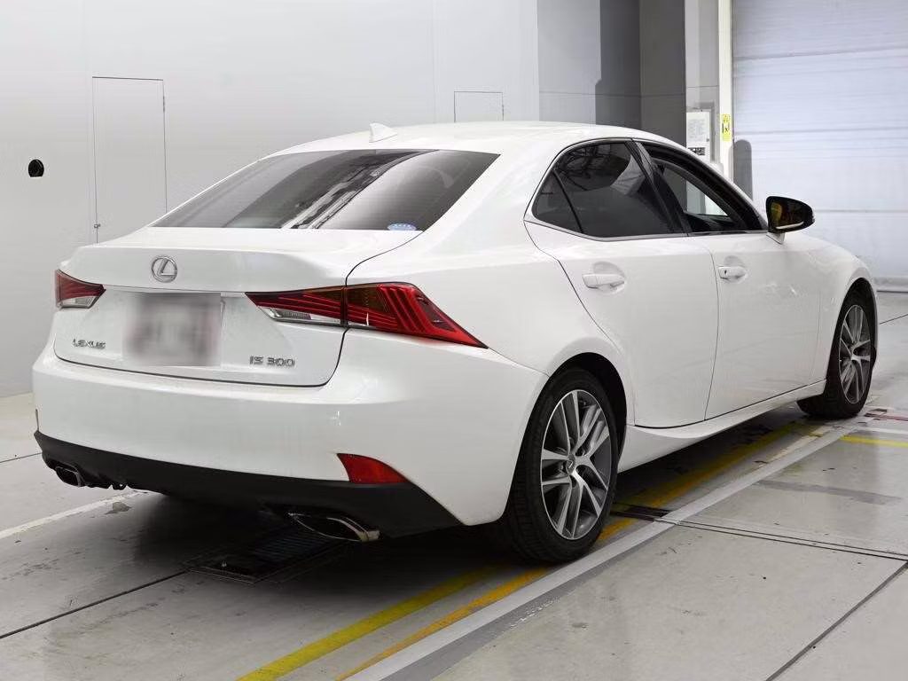 LEXUS IS300