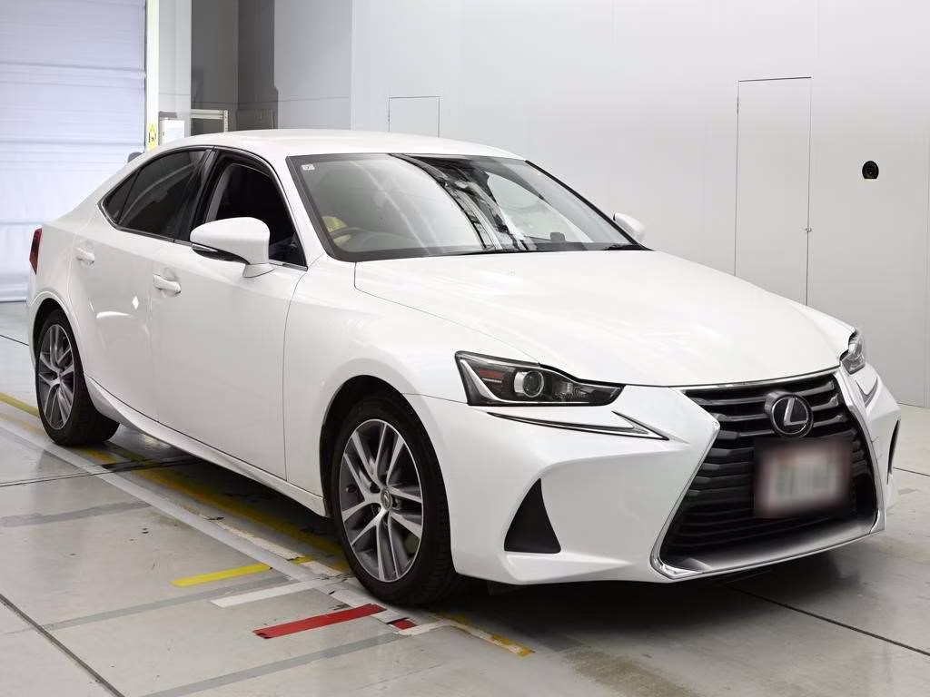 LEXUS IS300