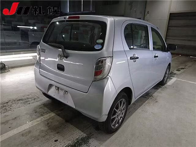 TOYOTA PIXIS EPOCH