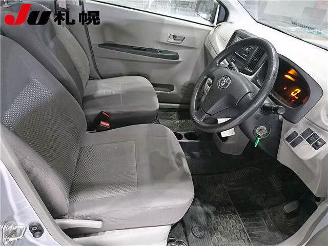 TOYOTA PIXIS EPOCH