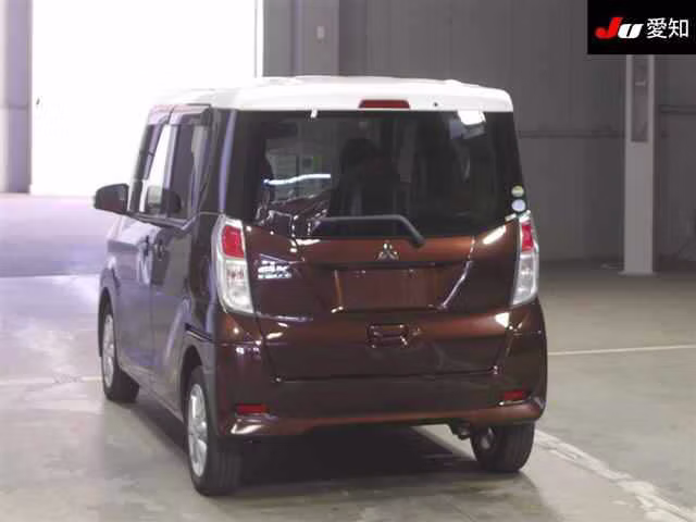 MITSUBISHI EK SPACE