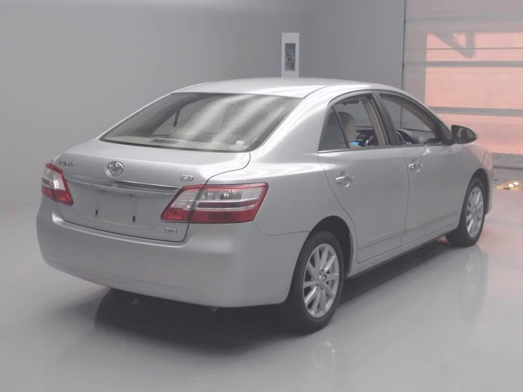 TOYOTA PREMIO