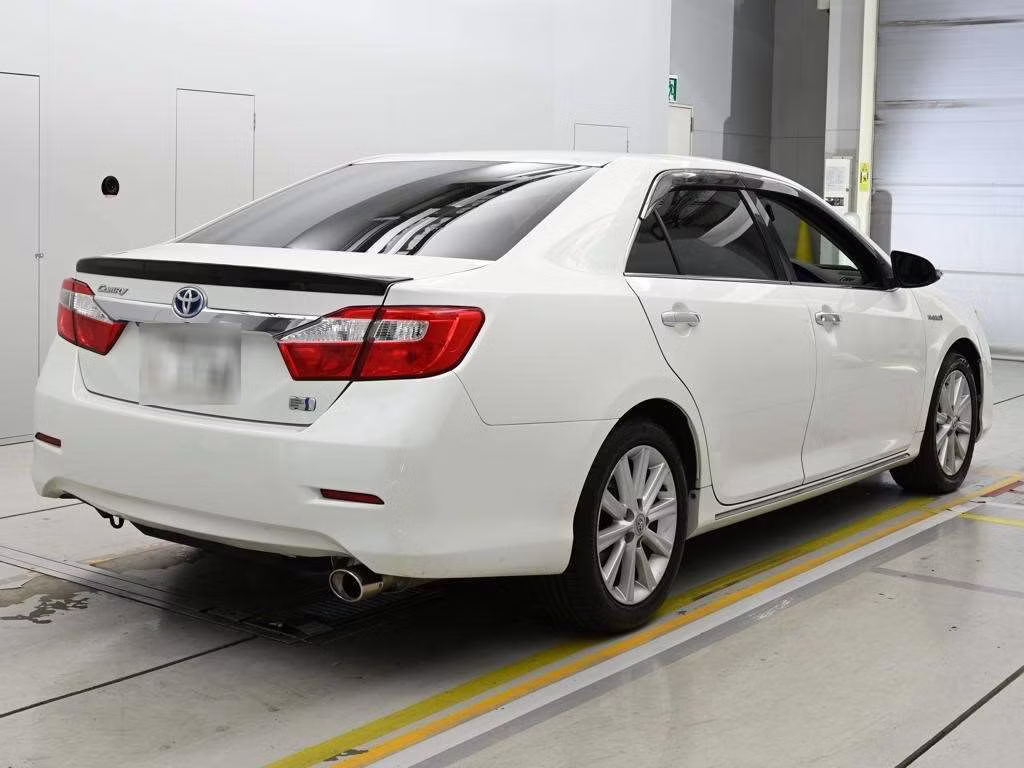 TOYOTA CAMRY