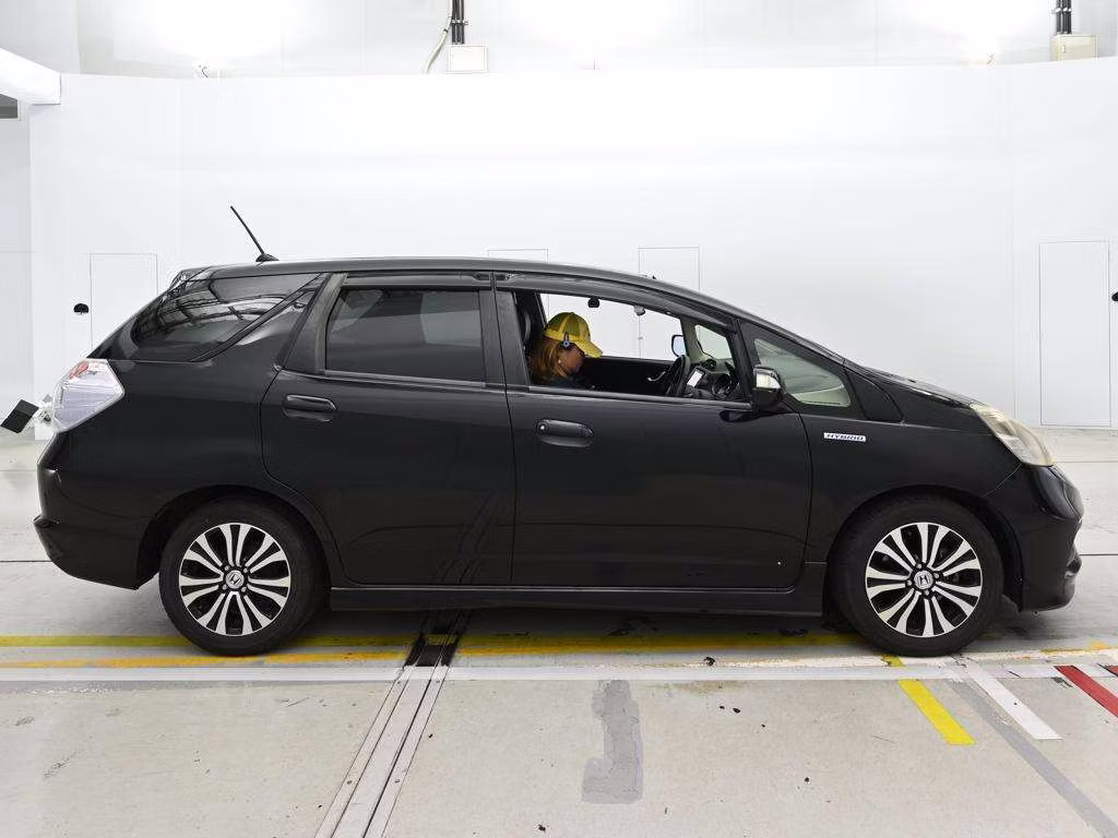 HONDA FIT SHUTTLE