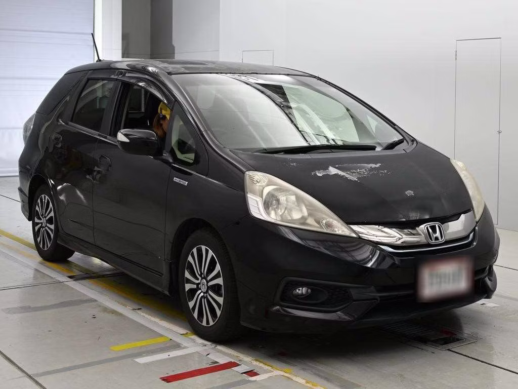 HONDA FIT SHUTTLE