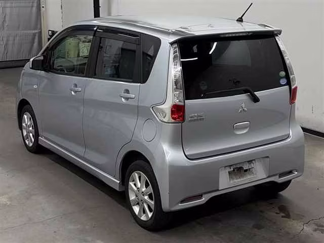 MITSUBISHI EK CUSTOM