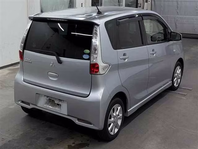 MITSUBISHI EK CUSTOM