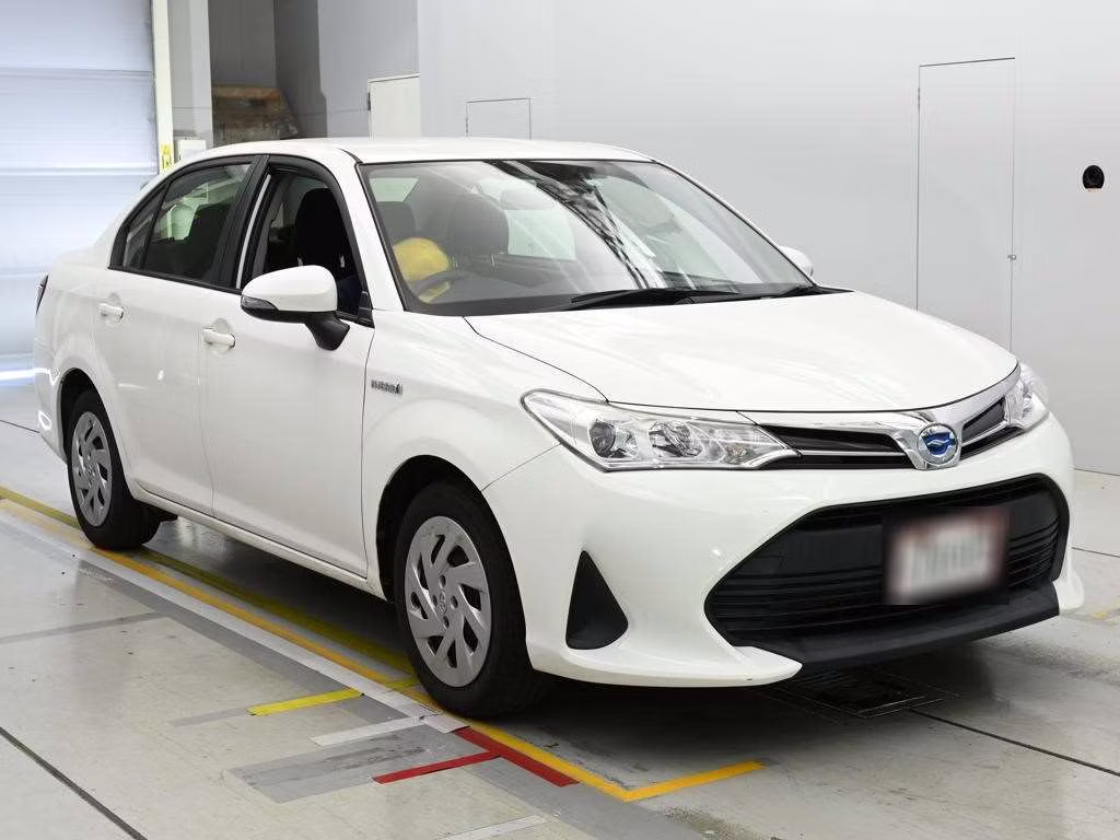 TOYOTA COROLLA AXIO