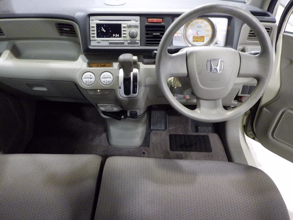 HONDA LIFE