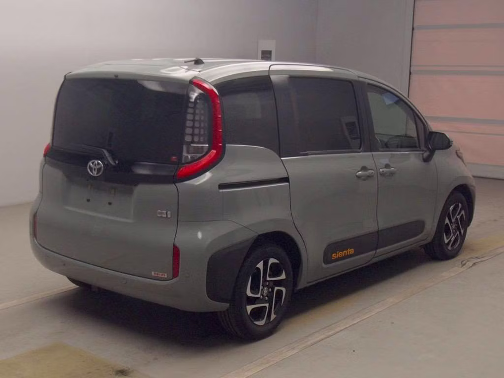 TOYOTA SIENTA