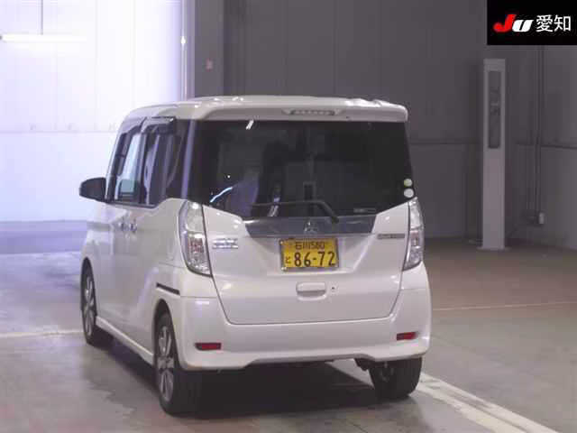 MITSUBISHI EK SPACE