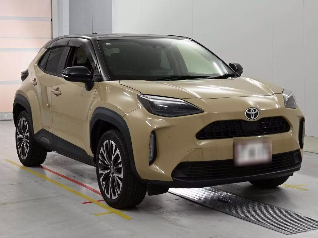 TOYOTA YARIS CROSS