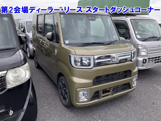 DAIHATSU WAKE