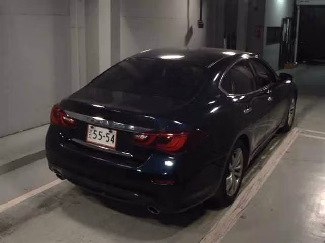NISSAN FUGA