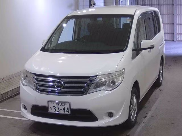 NISSAN SERENA
