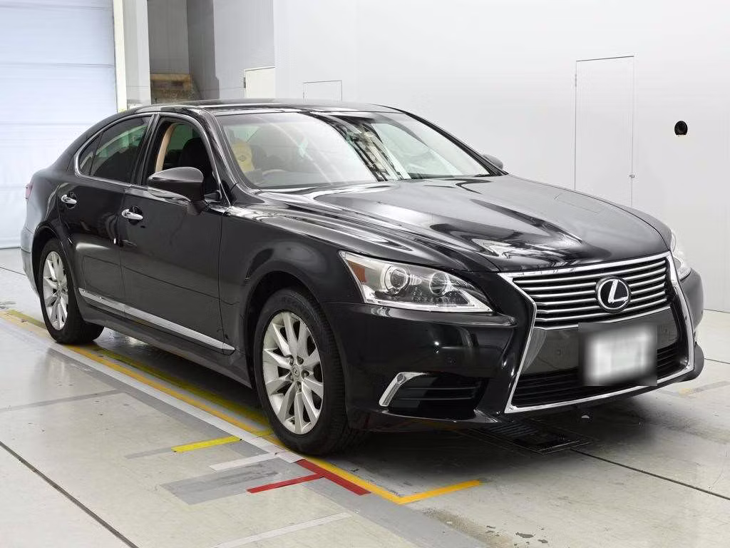 LEXUS LS460